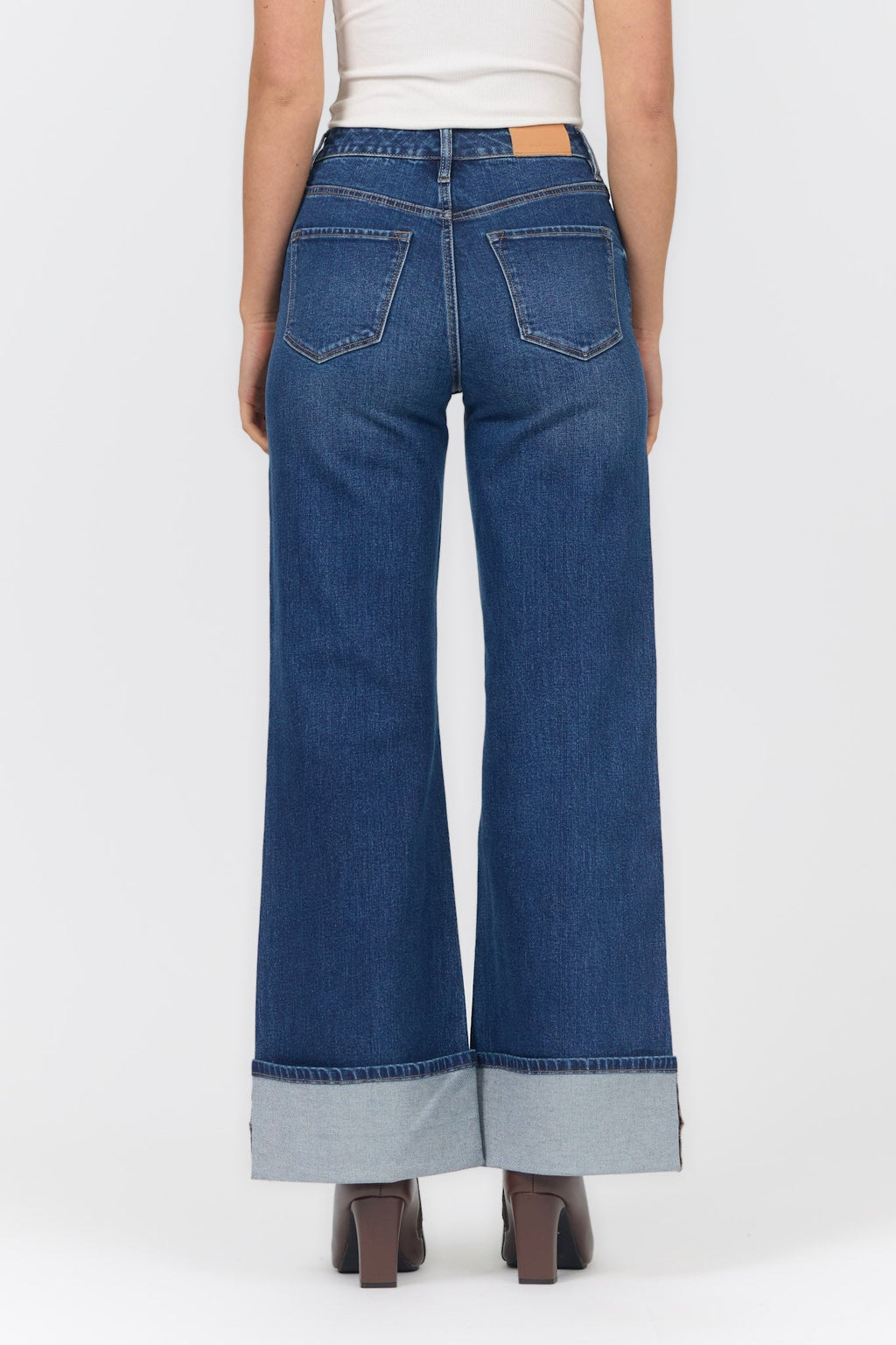 FIONA WIDE LEG JEAN CASTILLION